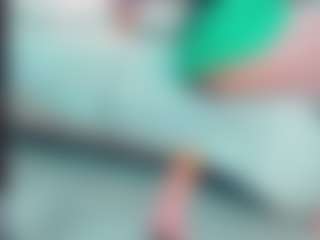 EmilySaaenz's Live Sex Cam Show