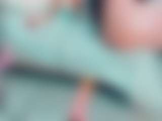 EmilySaaenz's Live Sex Cam Show