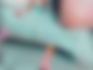 EmilySaaenz's Live Sex Cam Show
