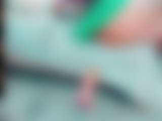EmilySaaenz's Live Sex Cam Show