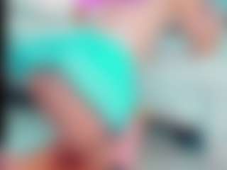 EmilySaaenz's Live Sex Cam Show