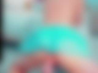 Live cam show with EmilySaaenz - Facial Piercings on sexytreat.net