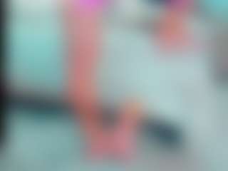 Live cam show with EmilySaaenz - Facial Piercings on instabang