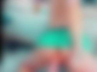 EmilySaaenz's Live Sex Cam Show