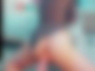 EmilySaaenz's Live Sex Cam Show