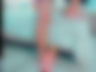 Live cam show with EmilySaaenz - Black Hair on Camsoda