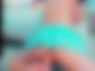EmilySaaenz's Live Sex Cam Show