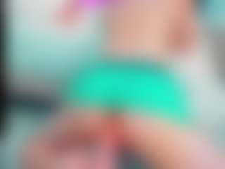 EmilySaaenzのライブセックスチャットショー