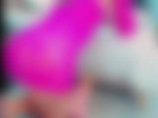 EmilySaaenz's Live Sex Cam Show