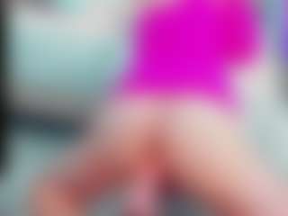 EmilySaaenz's Live Sex Cam Show