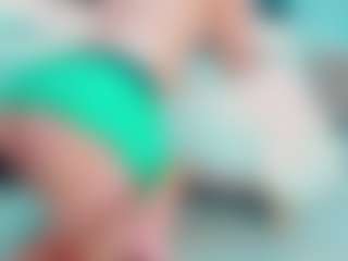 EmilySaaenz's Live Sex Cam Show