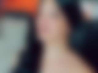 EmmaSaenz's Live Sex Cam Show