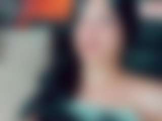 EmmaSaenz's Live Sex Cam Show