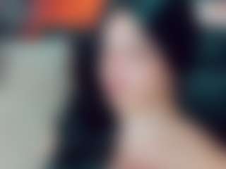 EmmaSaenz's Live Sex Cam Show