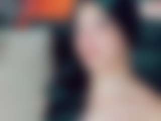 EmmaSaenz's Live Sex Cam Show