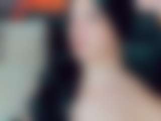 EmmaSaenz's Live Sex Cam Show