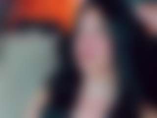 EmmaSaenz's Live Sex Cam Show