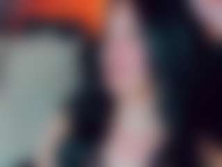 EmmaSaenz's Live Sex Cam Show