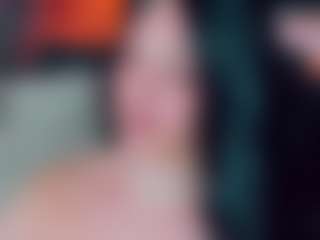 EmmaSaenz's Live Sex Cam Show