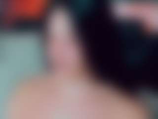 EmmaSaenz's Live Sex Cam Show