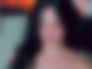 EmmaSaenz's Live Sex Cam Show