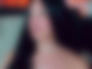 EmmaSaenz's Live Sex Cam Show