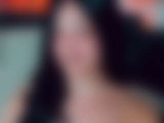 EmmaSaenz's Live Sex Cam Show