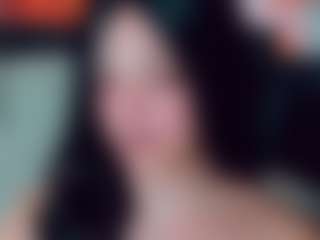 EmmaSaenz's Live Sex Cam Show