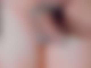 EmmaSaenz's Live Sex Cam Show
