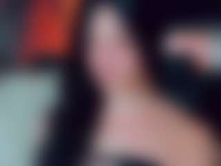EmmaSaenz's Live Sex Cam Show