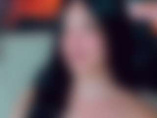 EmmaSaenz's Live Sex Cam Show