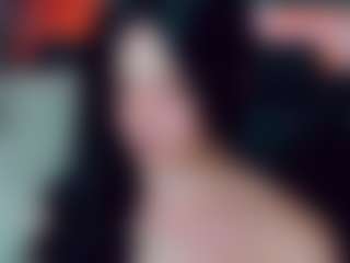 EmmaSaenz's Live Sex Cam Show