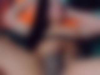 EmmaSaenz's Live Sex Cam Show