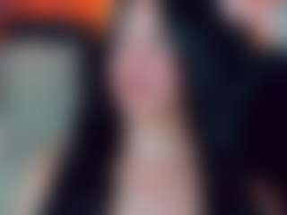 EmmaSaenz's Live Sex Cam Show
