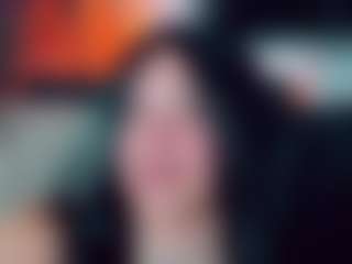 EmmaSaenz's Live Sex Cam Show