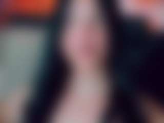 EmmaSaenz's Live Sex Cam Show