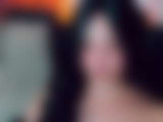 EmmaSaenz's Live Sex Cam Show