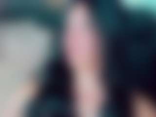 EmmaSaenz's Live Sex Cam Show