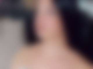 EmmaSaenz's Live Sex Cam Show