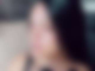 EmmaSaenz's Live Sex Cam Show