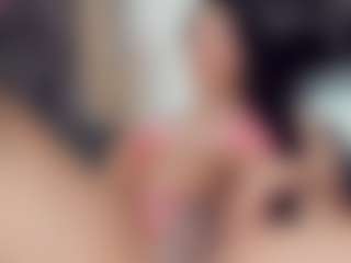 EmmaSaenz's Live Sex Cam Show