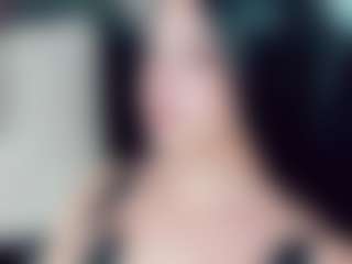 EmmaSaenz's Live Sex Cam Show