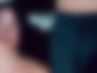 EmmaSaenz's Live Sex Cam Show