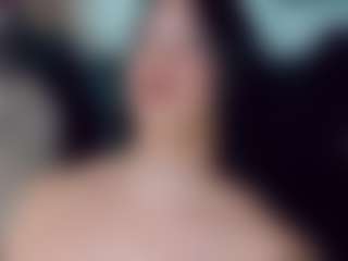 EmmaSaenz's Live Sex Cam Show