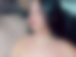 EmmaSaenz's Live Sex Cam Show