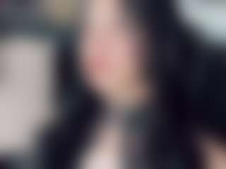 EmmaSaenz's Live Sex Cam Show