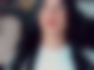 EmmaSaenz's Live Sex Cam Show