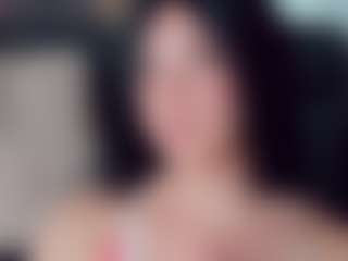 EmmaSaenz's Live Sex Cam Show