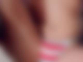 EmmaSaenz's Live Sex Cam Show
