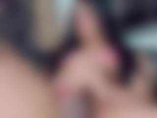 EmmaSaenz's Live Sex Cam Show